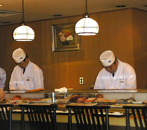 IMG: sushi counter